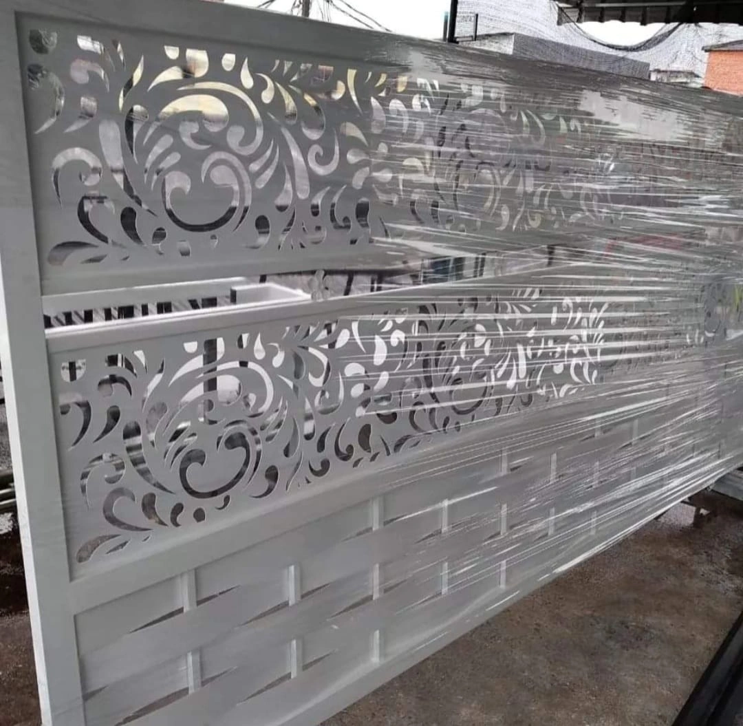 Detail hasil cutting plat